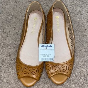 Never worn, tan ballet flats